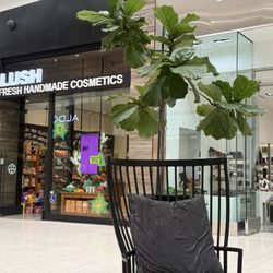 Lush - First floor next to Steve Madden