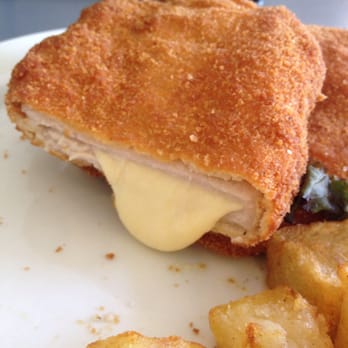 La Celestina - Mmmmmmm queeeeesoooo - Tapas/Small Plates Near Me - Barcelona, B