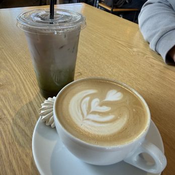 Fox In the Snow Cafe - Vanilla latte and strawberry matcha - Coffee & Tea Near Me - Columbus, Ohio