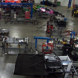 Racer's Speed Shop - Awesome garage, working on race cars.