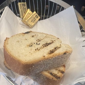 Robke’s - Free Bread Basket - American Near Me - Northport, New York