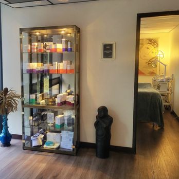 The Skin Genie - Environ Medical Aesthetic Products at The Skin Genie - Estheticians Near Me - Ventura, California The Skin Genie - Environ Medical Aesthetic Products at The Skin Genie - Estheticians Near Me - Ventura, California