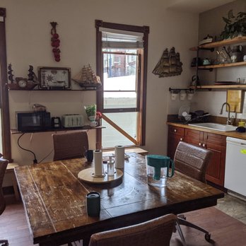 ITH San Diego Adventure Hostel - Hostels Near Me - San Diego, California