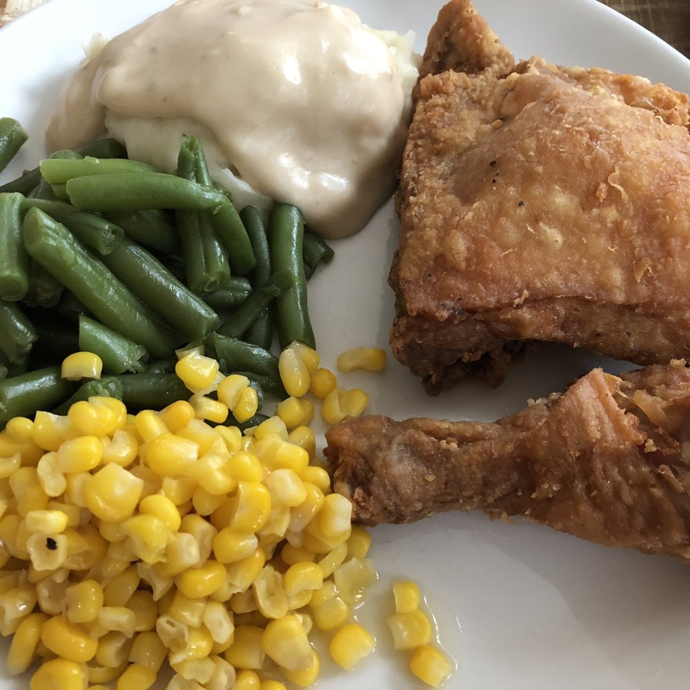 Hollyhock Hill - Plate of chicken and sides - American Near Me - Indianapolis, Indiana Hollyhock Hill - Plate of chicken and sides - American Near Me - Indianapolis, Indiana