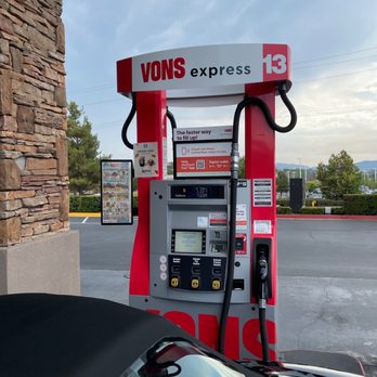 Vons Gas - Vons pump! - Gas Stations Near Me - Murrieta, California