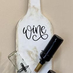 Eclectic Emporium - Wine bottle holder