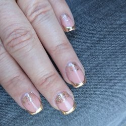 Lori's Nail Cottage