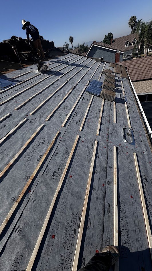 Slide of FG Roofing