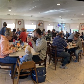Steve's Diner - a panoramic view of people eating - Diners Near Me - Exeter, New Hampshire