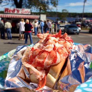 Red's Eats - The freshest, tastiest lobster roll this side of earth. - Seafood Near Me - Wiscasset, Maine Red's Eats - The freshest, tastiest lobster roll this side of earth. - Seafood Near Me - Wiscasset, Maine