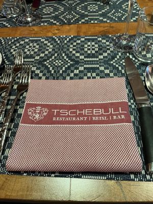 Tschebull Restaurant|Beisl|Bar by null