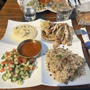 Hummus Kitchen - Grilled Chicken LunchBox - Mediterranean Near Me - New York, New York Hummus Kitchen - Grilled Chicken LunchBox - Mediterranean Near Me - New York, New York