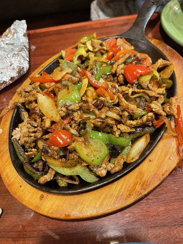 El Nopalito Grill