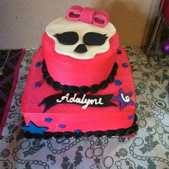 El Provenir Bakery - a birthday cake for a girl - Bakeries Near Me - Toppenish, Washington El Provenir Bakery - a birthday cake for a girl - Bakeries Near Me - Toppenish, Washington