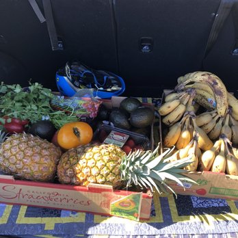 Summers Fruit Barn - $3 for 4lbs of Bananas I can eat today! - Fruits & Veggies Near Me - Phoenix, Arizona