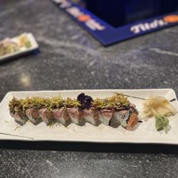 Hakki Asian Fusion - Fancy Otoro Maki