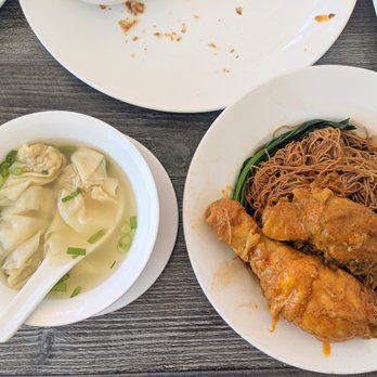 Ipoh Kopitiam - Dry Wanton Mee w/ Curry Chicken - Malaysian Near Me - Alhambra, California Ipoh Kopitiam - Dry Wanton Mee w/ Curry Chicken - Malaysian Near Me - Alhambra, California