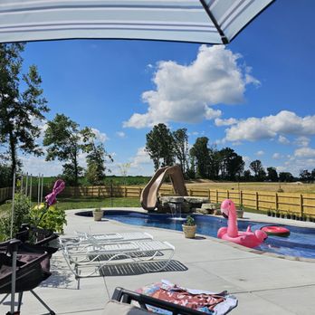 Quality Yard and Home Maintenance - Tried to get the whole fence in here - Lawn Services Near Me - Pataskala, Ohio