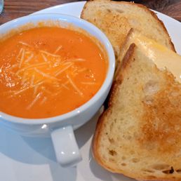 Grilled Cheese & Tomato Bisque