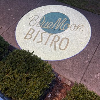 Blue Moon Bistro - New American Near Me - Beaufort, North Carolina