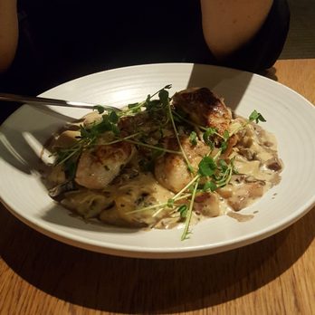 Juniper Bar & Restaurant - American Near Me - Burlington, Vermont