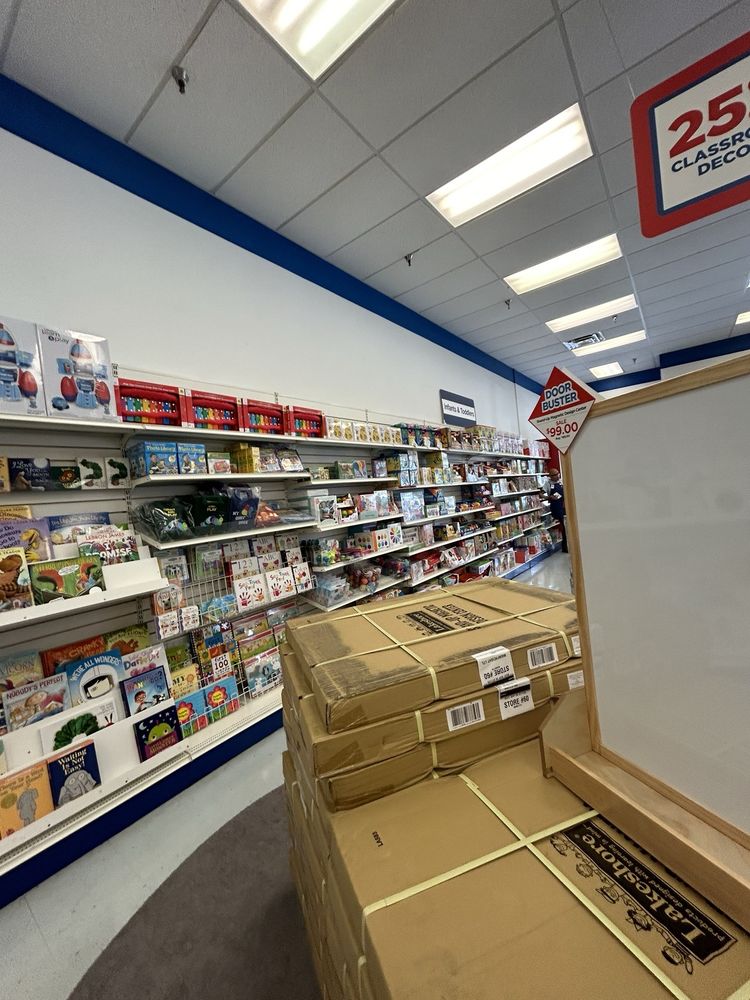 LAKESHORE LEARNING STORE Updated September 2024 37 Photos 4287