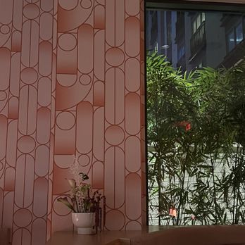 Doko - Dining area decor - Sushi Bars Near Me - Houston, Texas