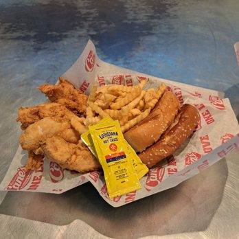 Raising Cane's Chicken Fingers - The Box Combo with extra toast no slaw - Fast Food Near Me - Upland, California Raising Cane's Chicken Fingers - The Box Combo with extra toast no slaw - Fast Food Near Me - Upland, California