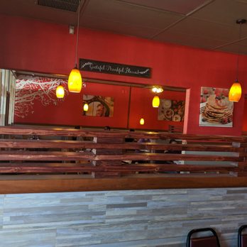 Ely's Restaurant - View to the left when walking in - Breakfast & Brunch Near Me - Las Vegas, Nevada