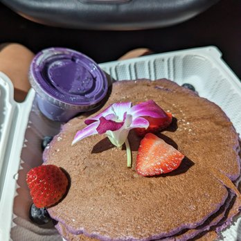 Guieb Cafe - Ube mascarpone pancakes - New American Near Me - Honolulu, Hawaii