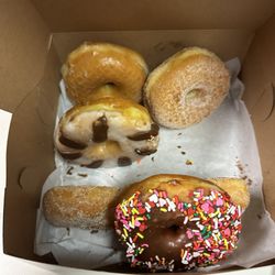Vandy Donuts - Half dozen