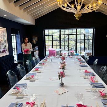 Lounge 31 - a long table set with place settings - Lounges Near Me - Dallas, Texas Lounge 31 - a long table set with place settings - Lounges Near Me - Dallas, Texas