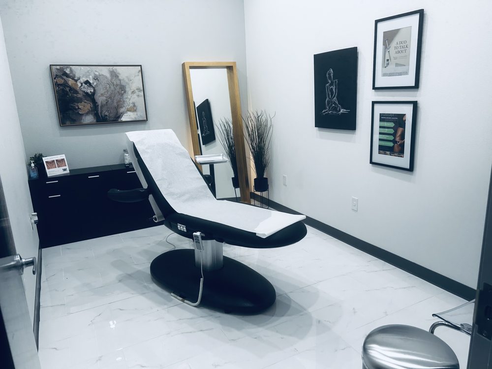 Pure Image Spa by London Aesthetics Logo