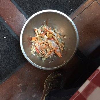 The Crab Pot - They put a bowl at the foot of the table. A place to put your shells. - Seafood Near Me - Seattle, Washington The Crab Pot - They put a bowl at the foot of the table. A place to put your shells. - Seafood Near Me - Seattle, Washington
