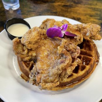 Guieb Cafe - Golden Fried Chicken and Waffles - New American Near Me - Honolulu, Hawaii Guieb Cafe - Golden Fried Chicken and Waffles - New American Near Me - Honolulu, Hawaii