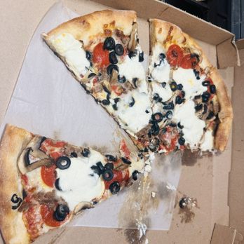 Jonuzi’s Pizza - Pepperoni, steak, mushroom, olive, ricotta, mozzarella - Pizza Near Me - Fort Worth, Texas Jonuzi’s Pizza - Pepperoni, steak, mushroom, olive, ricotta, mozzarella - Pizza Near Me - Fort Worth, Texas