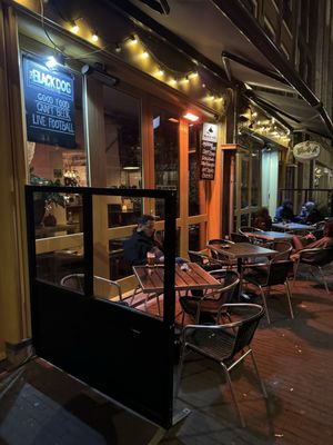 The Black Dog by null