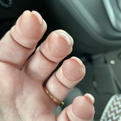 Oxygenix Nail Lounge - Nails aren't chunky, nice and even!