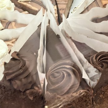 Melt n Dip - Cakes - Desserts Near Me - Toronto, Ontario Melt n Dip - Cakes - Desserts Near Me - Toronto, Ontario
