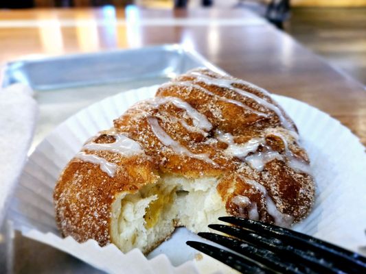 Bloom Roadside by null