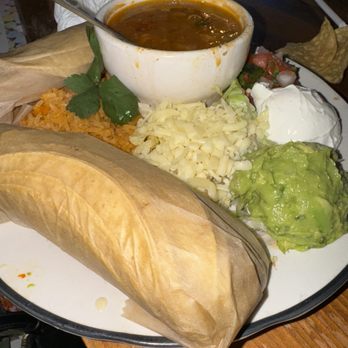 Huey Luey's - fajita accompaniments (came with amazing beans) - Mexican Near Me - Acworth, Georgia Huey Luey's - fajita accompaniments (came with amazing beans) - Mexican Near Me - Acworth, Georgia