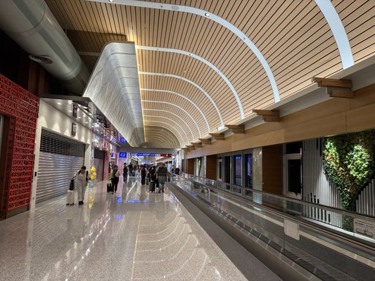 Taiwan Taoyuan International Airport by null