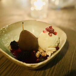 Pez Coastal Kitchen - Pear and vanilla ice cream with hazelnut crunch - yum!