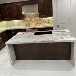 Luxiomer Kitchens
