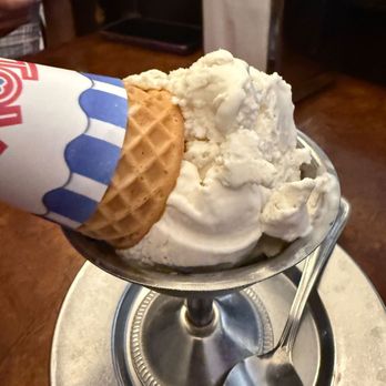 Eddie's Sweet Shop - Desserts Near Me - Forest hills, New York Eddie's Sweet Shop - Desserts Near Me - Forest hills, New York