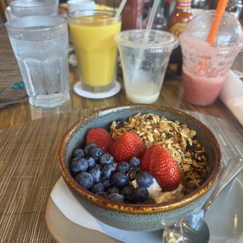 Aston Kaanapali Shores - yogurt for breakfast - Hotels Near Me - Lahaina, Hawaii Aston Kaanapali Shores - yogurt for breakfast - Hotels Near Me - Lahaina, Hawaii