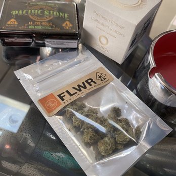 Emjay - 805 glue-27% thc 7gs prerolls ($40) Quest-32% thc 3.5 ($40) Cali haze-24% thc 3.5 ($16) - Cannabis Dispensaries Near Me - Los Angeles, California