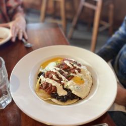 The Front Room - huevos rancheros