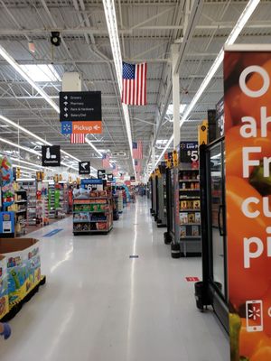 Walmart Supercenter by null