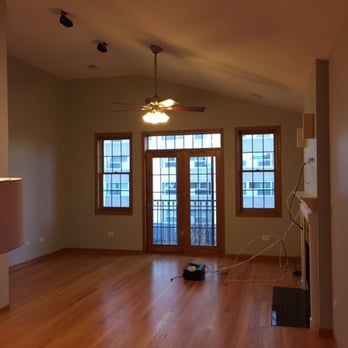 Chicago Painters - Living room after - Painters Near Me - Chicago, Illinois